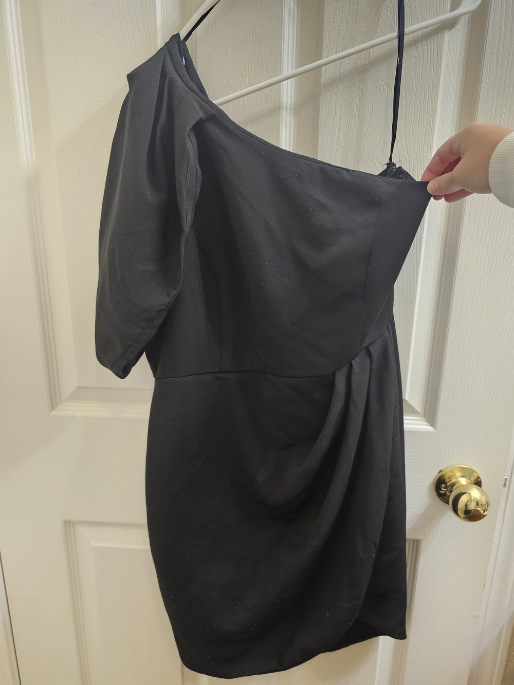 DO+BE Black One-Shoulder Draped Cocktail Dress